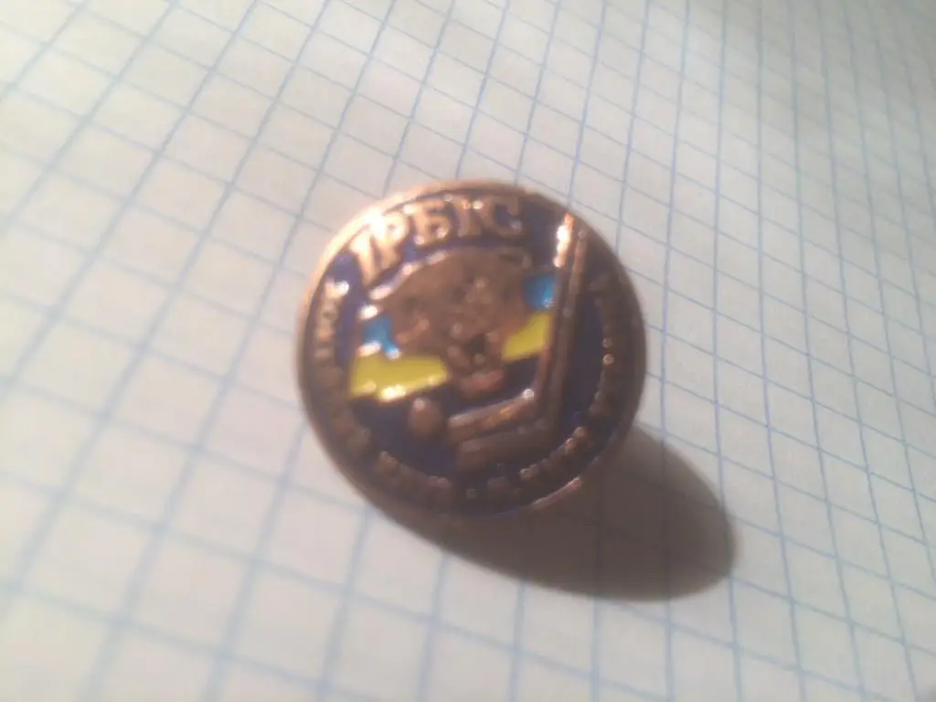 хоккей- Значек - Клуб - Ирбис - Киев - Украина