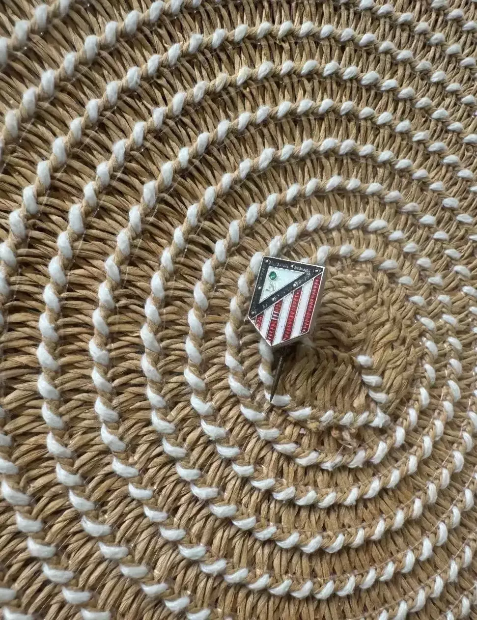 Знак значок Атлетико Испания 90е