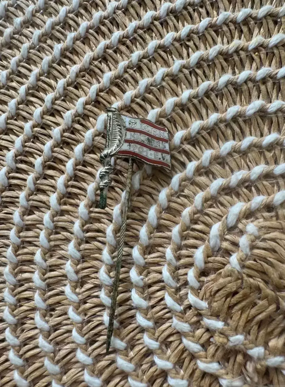 Знак значок Штутгартер Киккерс Германия 90е