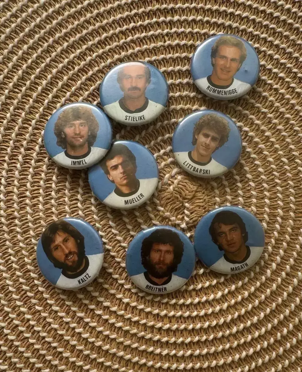 Знак значок Сборная Германии Чемпионат Мира 1982 Испания цена за все.