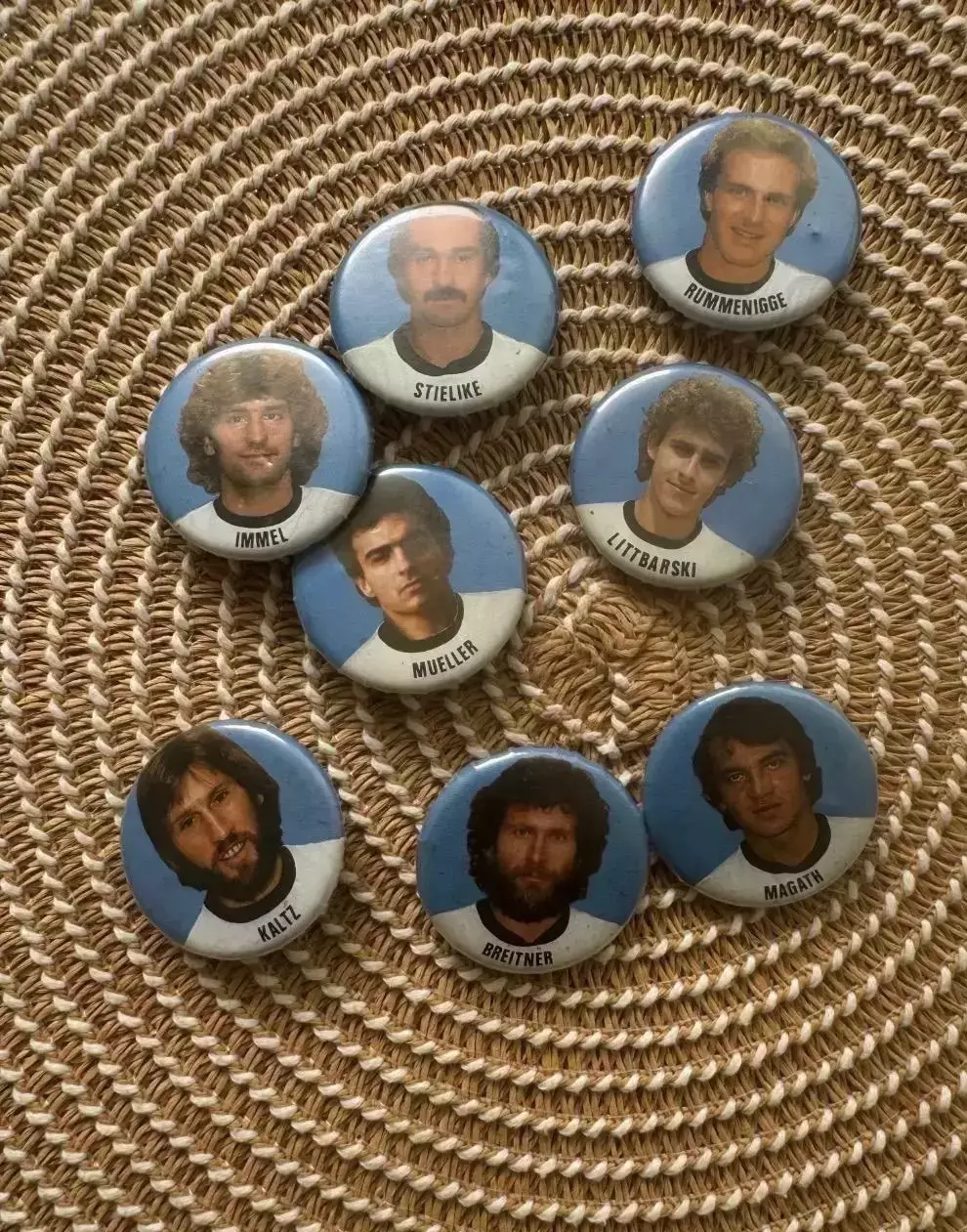Знак значок Сборная Германии Чемпионат Мира 1982 Испания цена за все.