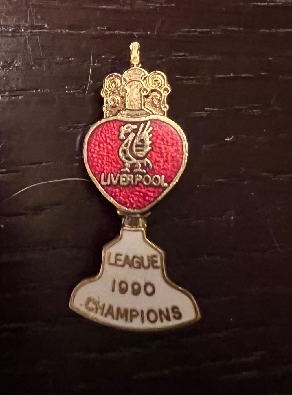 Знак значок Ливерпуль Англия. Чемпион 1990