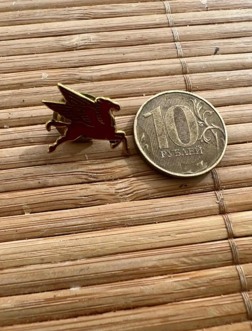 Знак значок Шелл Shell Эмблема Пегас