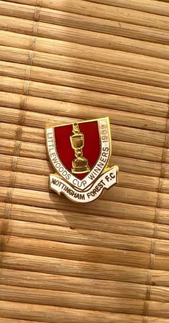 Знак значок Ноттингем Форест Англия 1989 Обладатель Кубка Английской Лиги