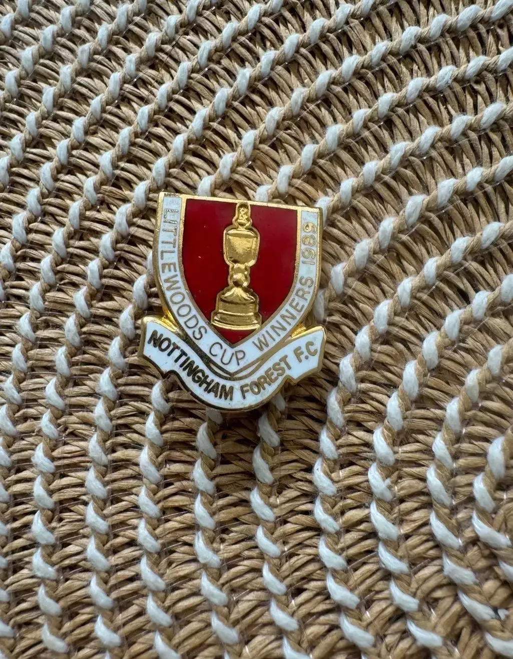 Знак значок Ноттингем Форест Англия 1989 Обладатель Кубка Английской Лиги
