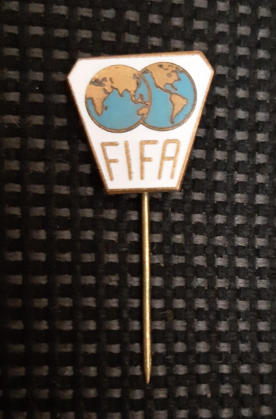 Значок Міжнародна федерація футболу ФІФА федерація футболу ФІФА