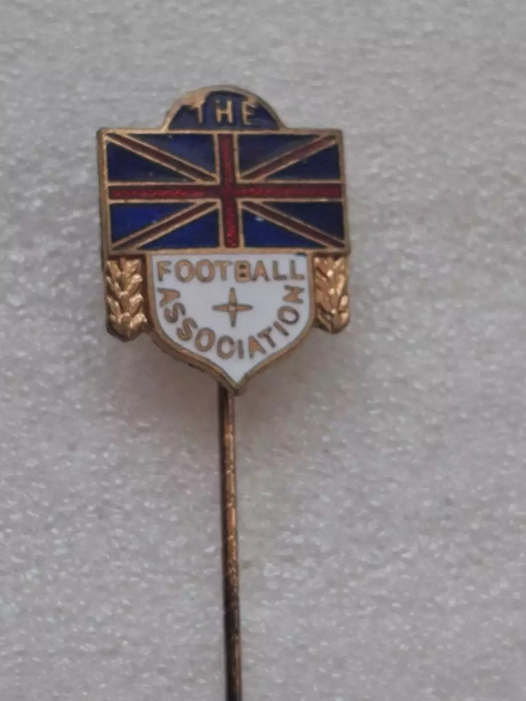 Англия федерация футбола старый знак отличный эмаль оригинал 1