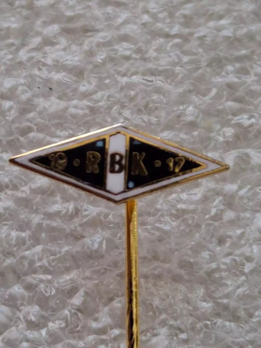 Русенборг БК Норвегия Rosenborg BK Norway football enamel badge long needle эмал