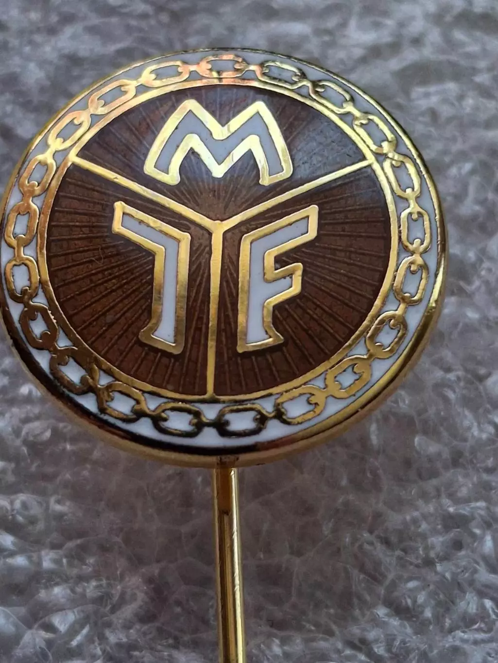 Мьендален ИФ Норвегия Mjondalen IF Norway enamel badge needle эмаль игла