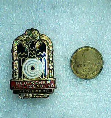 Стрельба пистолет тяжелый знак эмаль Германия спорт 1