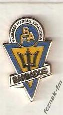 Барбадос федерация футбола старый знак отличный эмаль