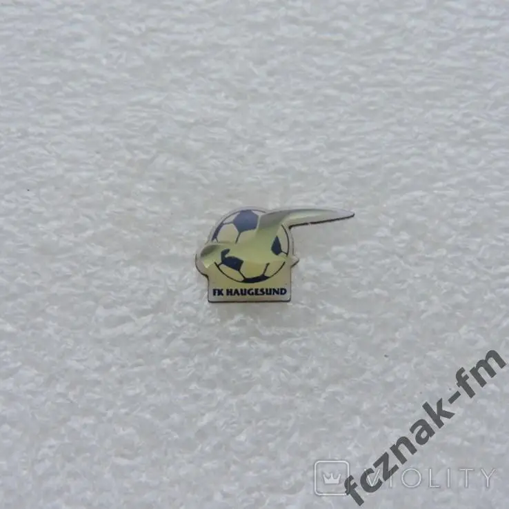 FK Haugesund Norway original badge pin ФК Хеугесунн Норвегия пин оригинал