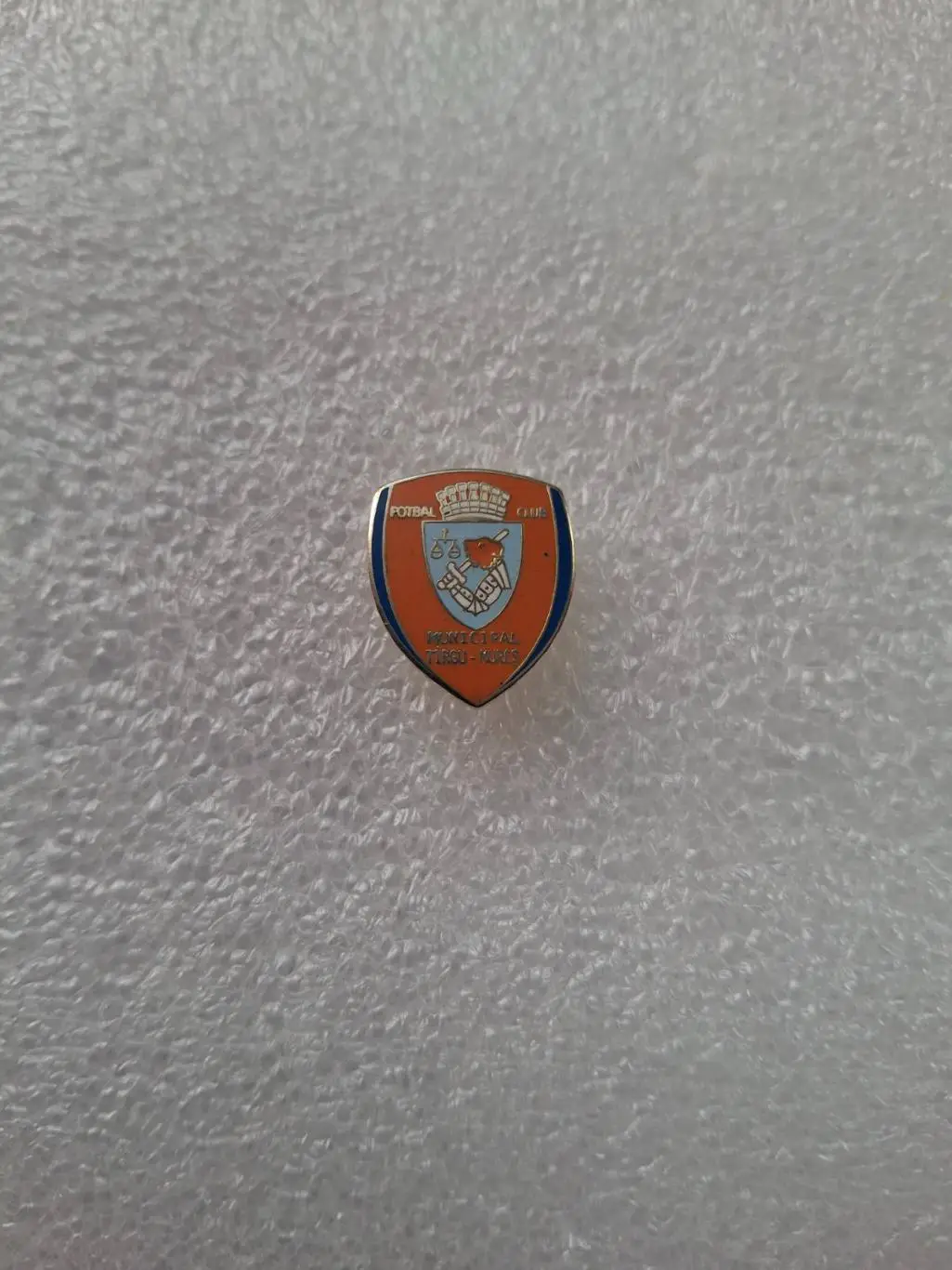 Тыргу Муреш ФК Румыния Tirgu Mures Romania старый знак отличный эмаль 1