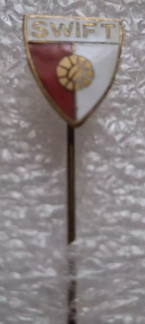 FC Swift Hesperange ФК Свифт Эсперанж Люксембург оригинал эм игла