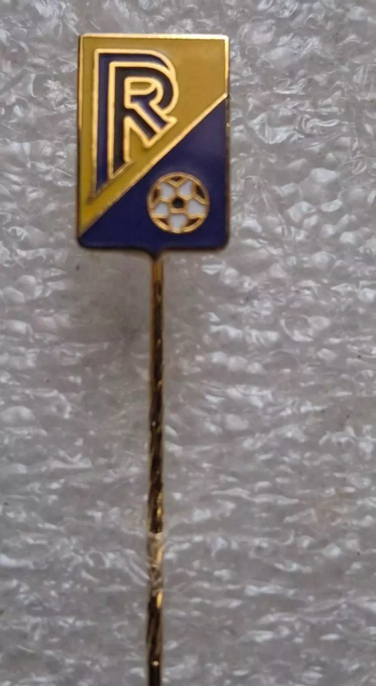 FC Racing Rodange ФК Расинг Роданж Люксембург оригинал эм игла