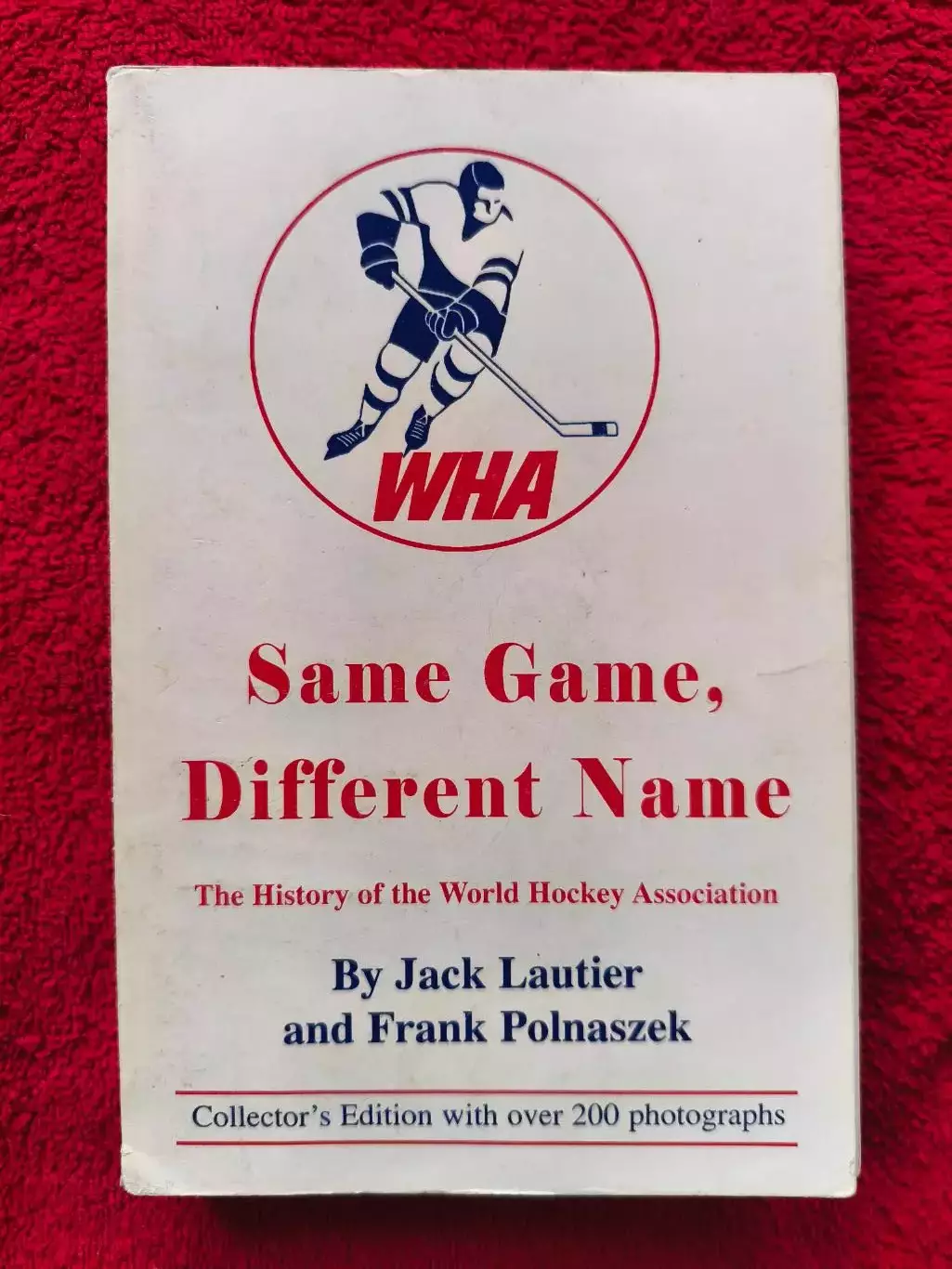 Хоккей. Книга-справочник ВХА (WHA) SAME GAME, DIFFERENT NAME. Канада США