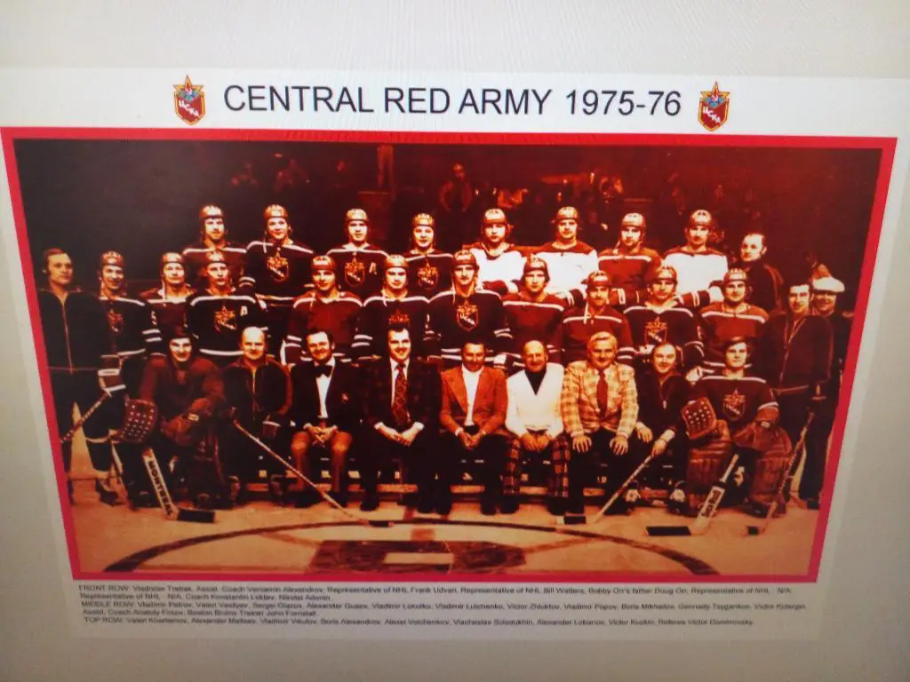 Хоккей СССР Команда ЦСКА 1975-76. Лот из 4 фото 3