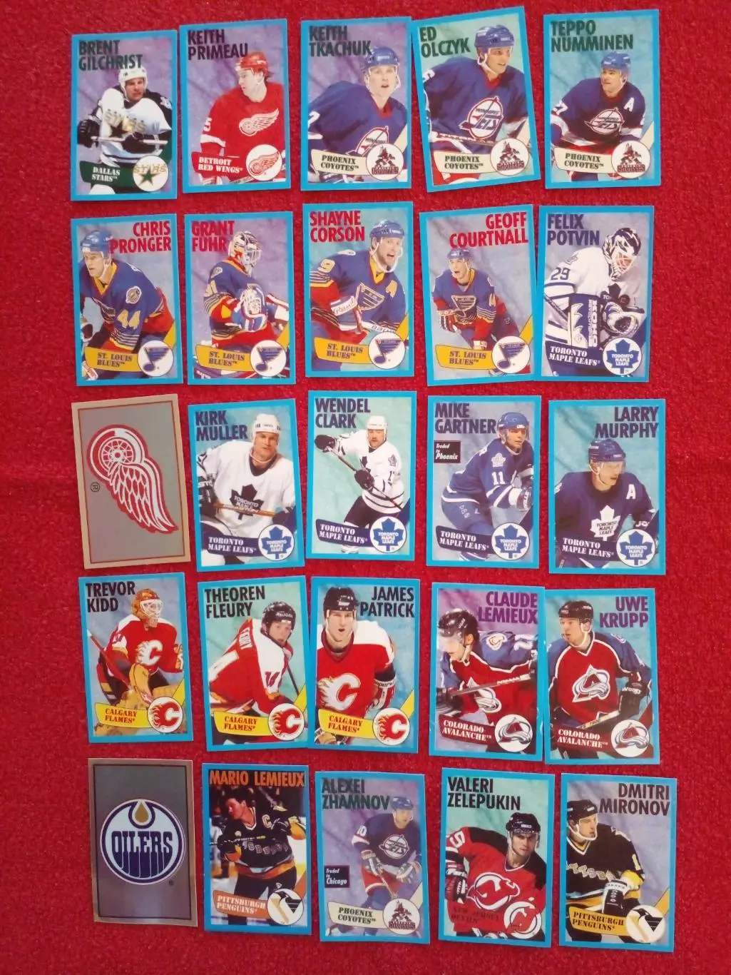 Карточки-наклейки НХЛ 25 шт. Игроки СССР в НХЛ (3 шт) + Марио Лемье