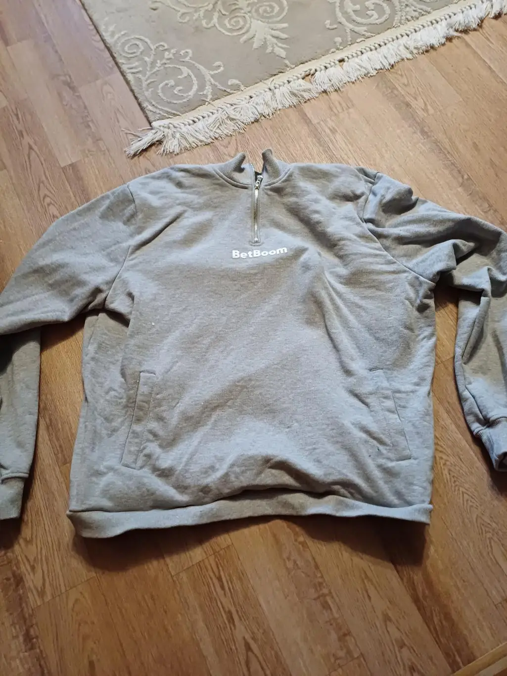 Свитер BetBoom 1