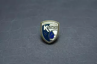 Значок ФК Калуга. (под золото).