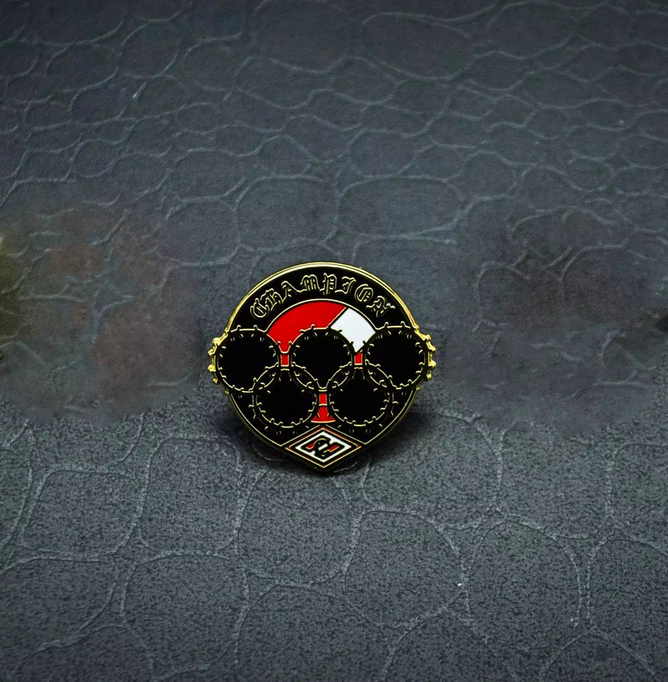 Значок Win or Die SI. ...и чемпион Олимпийских игр! Spartak Москва. ФКСМ.