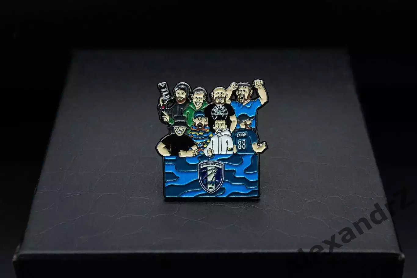 Значок из серии Трибуна. ФК Калуга