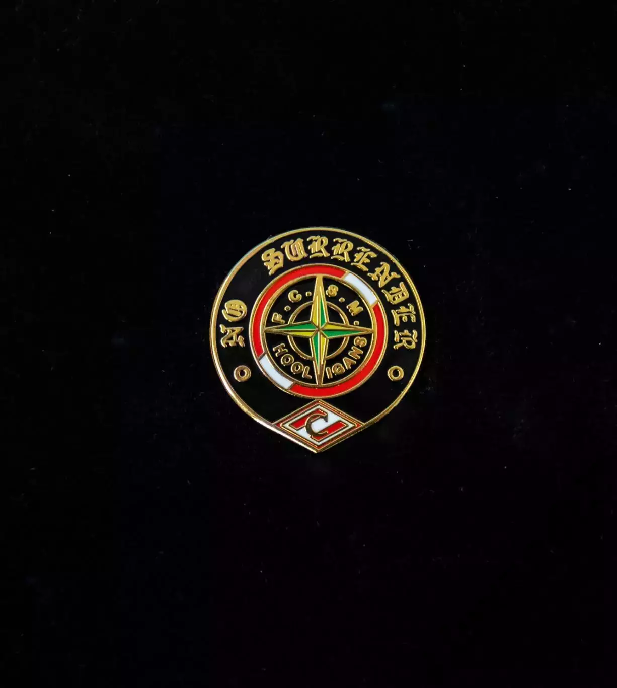 Значок Win or Die SI. No surrender Спартак Москва. Spartak Moscow. ФКСМ.