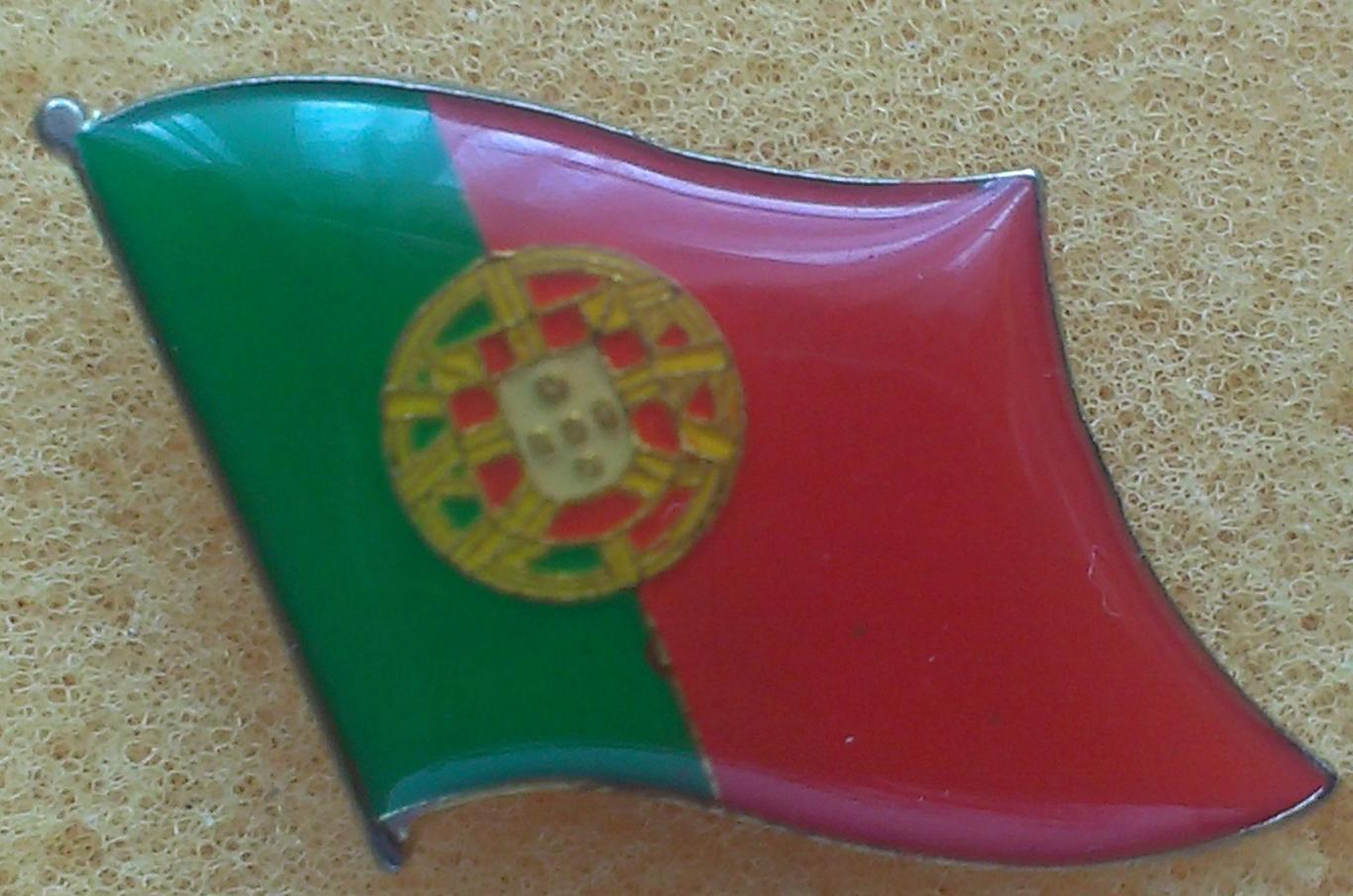 Португалия, флаг. Значок.
