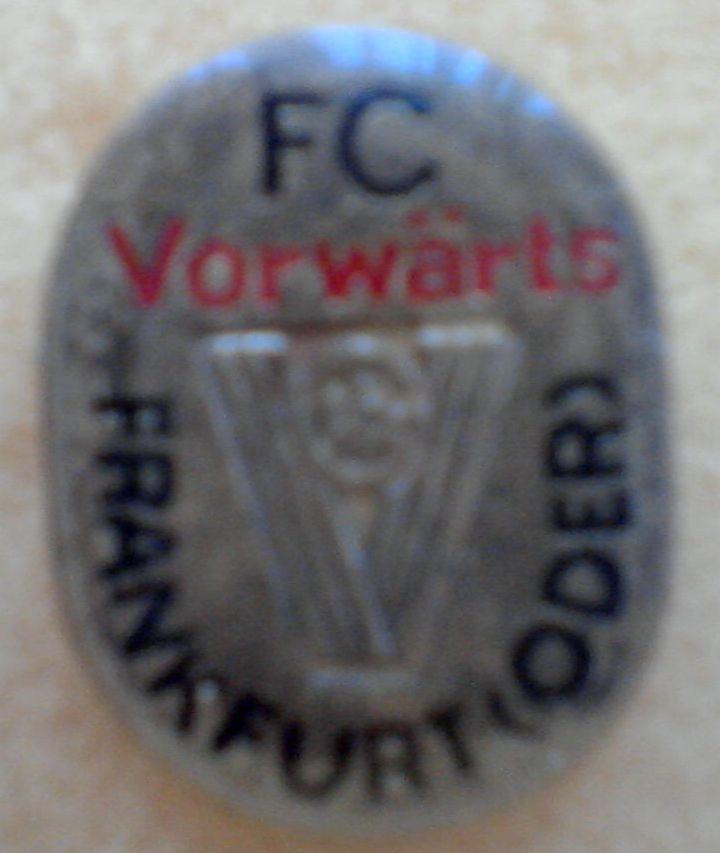 Форвертс Франкфурт-на-Одере, ГДР Vorwarts Frankfurt (O), DDR. Эмблема. Значок 2