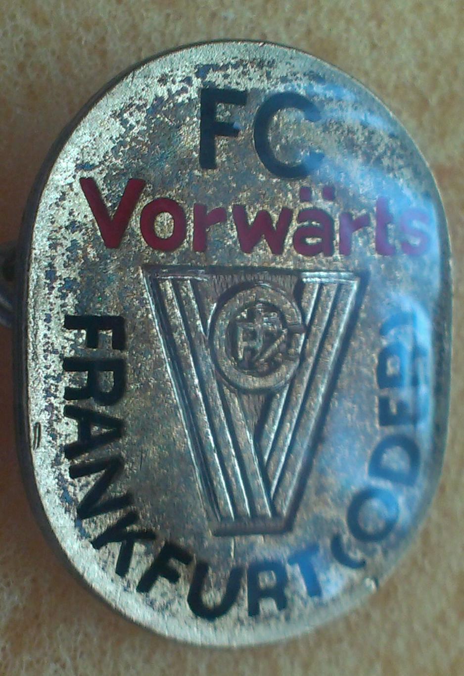 Форвертс Франкфурт-на-Одере, ГДР Vorwarts Frankfurt (O), DDR. Эмблема. Значок
