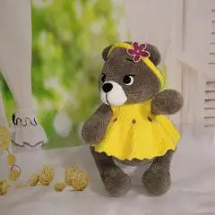 Мишка в платье