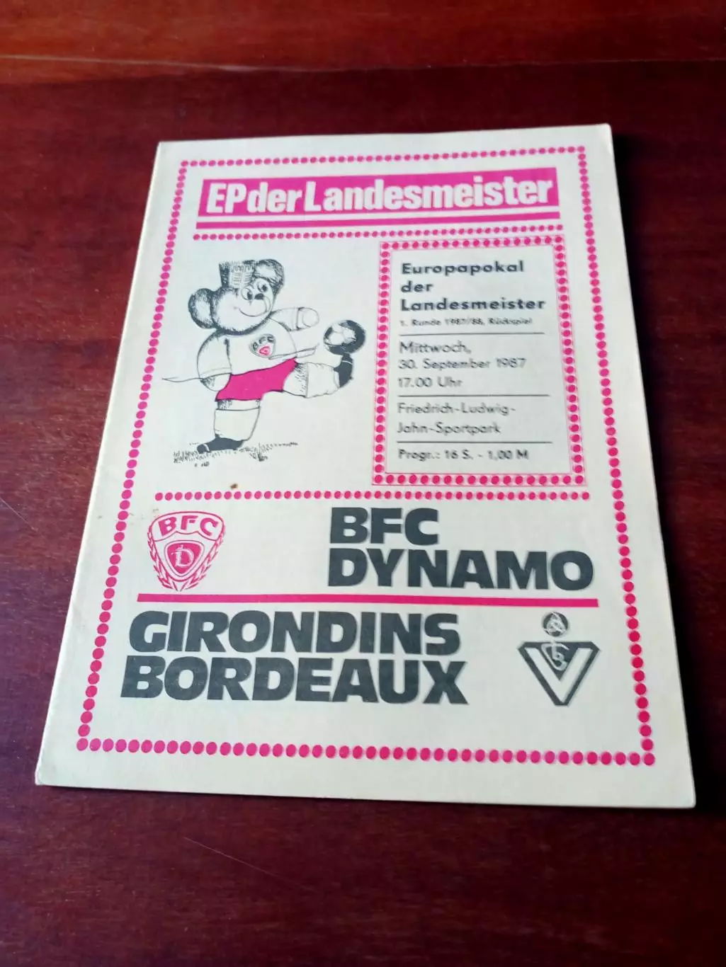 BFC DYNAMO - GIRONODINS BORODEAUX. 30 сентября 1987 год