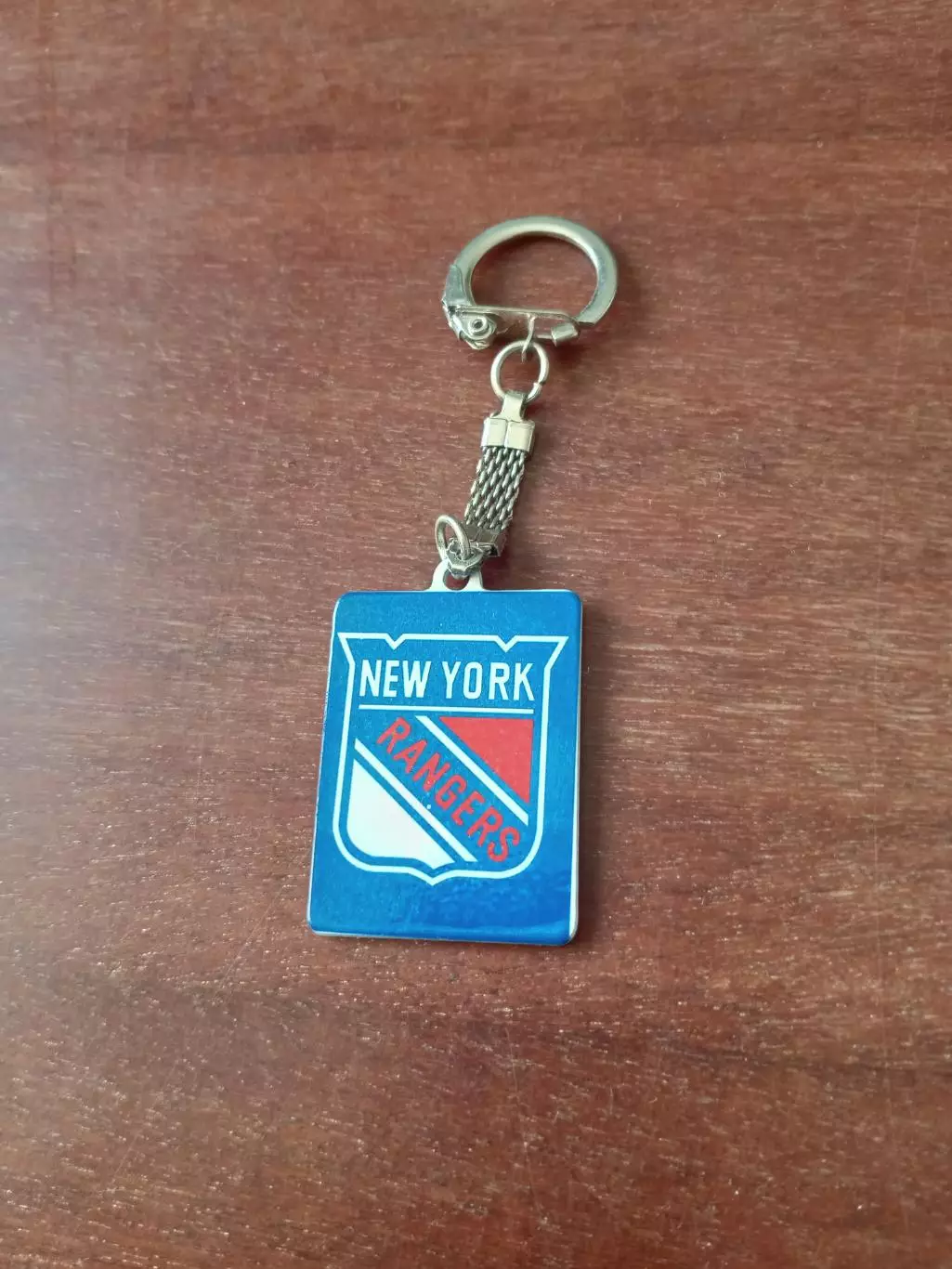 БРЕЛОК, фото - с 2 сторон. Алексей Черепанов с отцом. После драфта 1