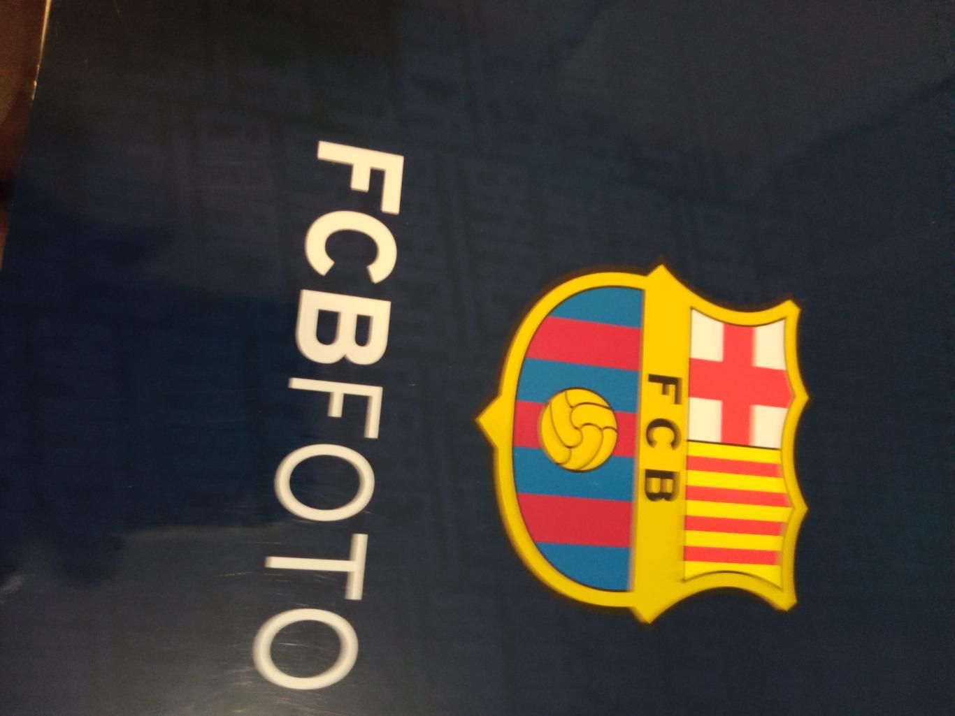 Папка ФК Барселона, с картой гида и 2 билетами на матч