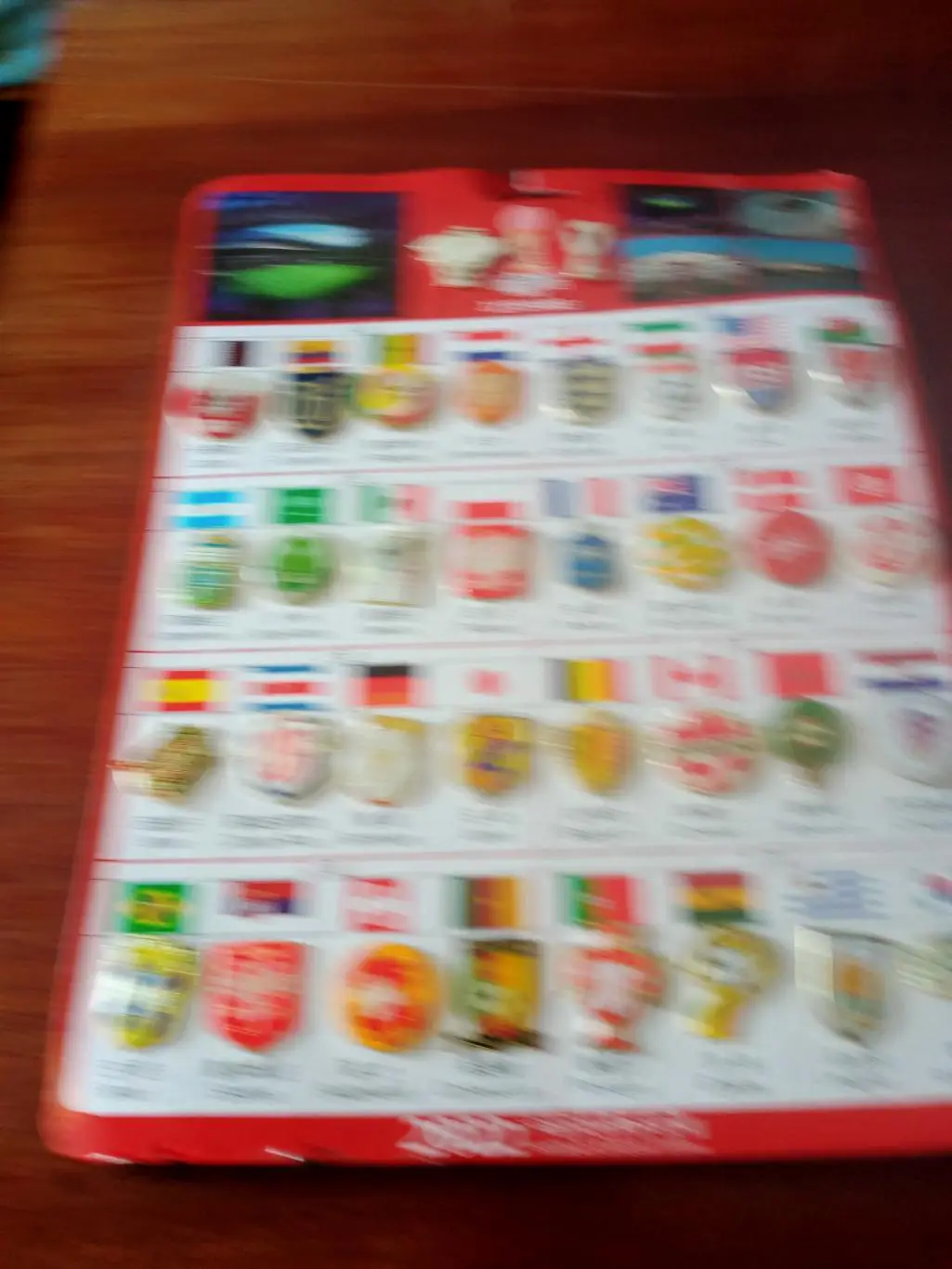 ЧМ - Катар. 2022. 32 значка сборных+ 2 знака чемпионата. ЦЕНА ОБСУЖДАЕТСЯ