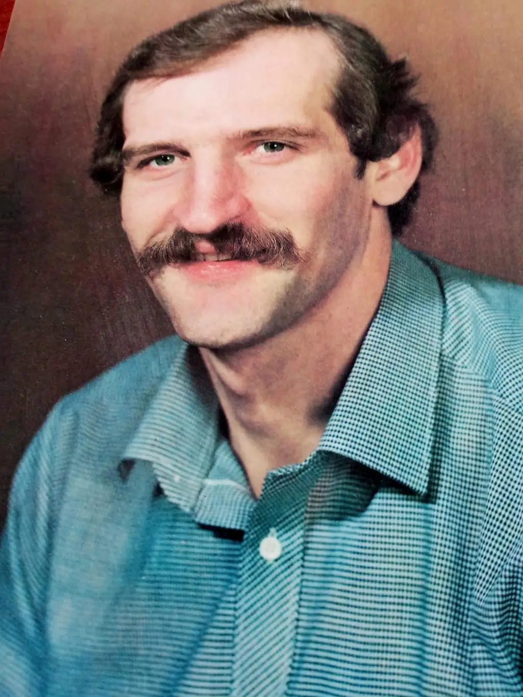 Виктор Жлуктов