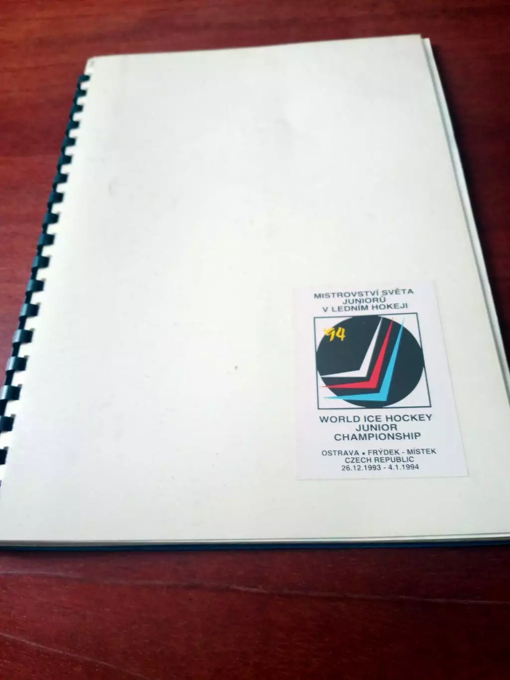 В Швеции прошел молодежный ЧМ - 26.12.1993 - 4.01.1994 см.информацию