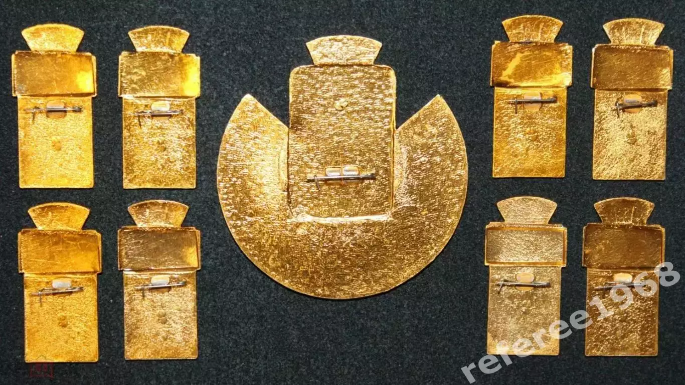 Полный набор значков. ЧМ по хоккею 1986, Москва. 1