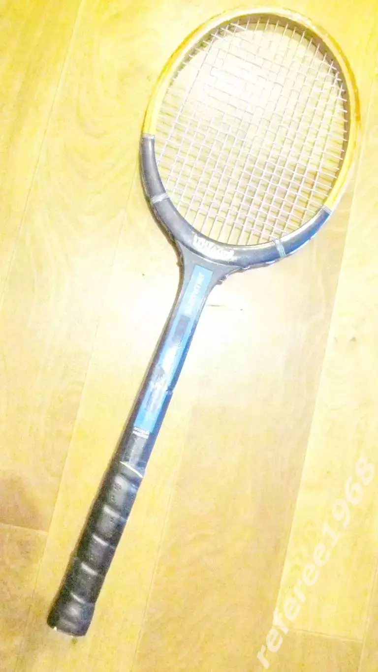 Теннисная ракетка Wilson