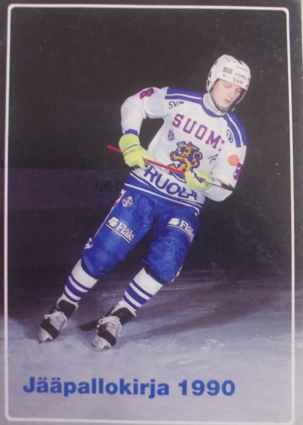 Хоккей с мячом. Справочник ежегодник Финляндия 1990