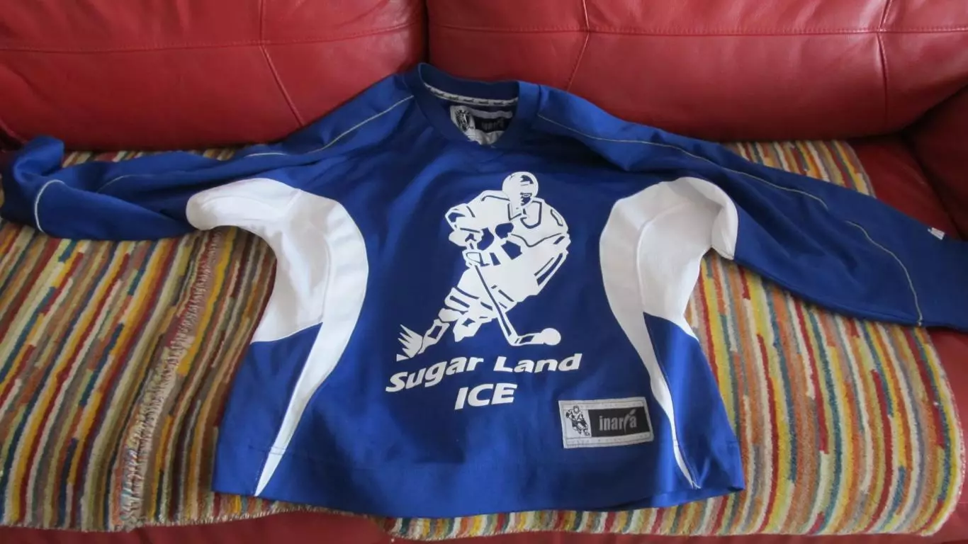 Очень симпатичное джерси Sugar Land Ice