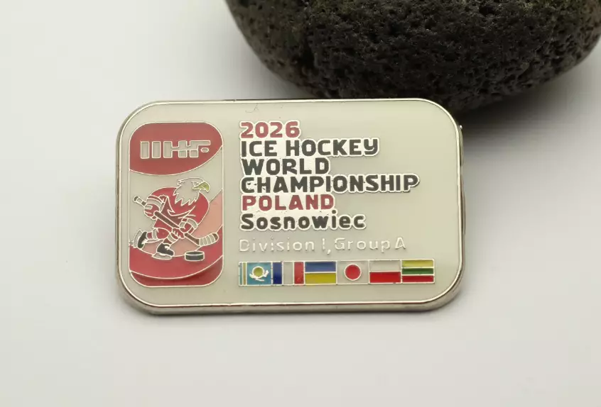 Официальный значок чемпионата Мира 2026 див. I-A Польша /Сосновиц/. 1 вид