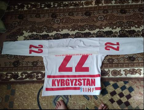 Официальный игровой свитер сборной Кыргызстана 2