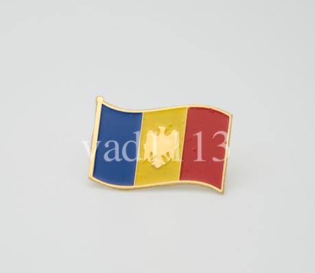 Серия значков флаги стран Мира - значок флаг Молдовы