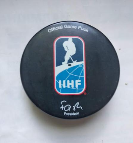Хоккей - официальная игровая шайба IIHF ЧМ 2006 дивизион A Латвия, Рига 1