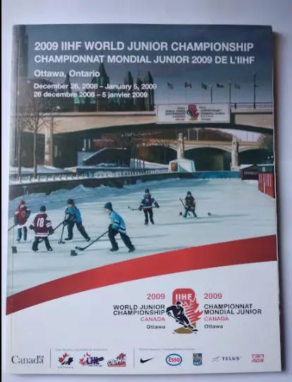 Хоккей официальная программа Чемпионат Мира 2009 U20 Канада (с вкладышами)
