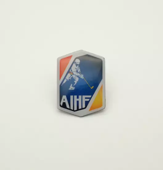 значок федерация хоккея Армении.