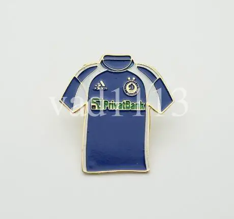 Серия значков футболки Динамо Киев Украина /знак № 7/