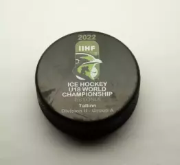 Хоккей официальная игровая шайба IIHF Чемпионат Мира 2022 U18 див. II-А Эстония.