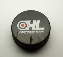 Хоккей официальная игровая шайба турнира OPTIBET - Балтийской хоккейной лиги.